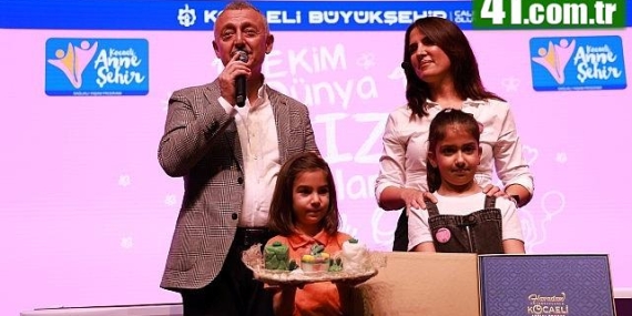 Başkan Büyükakın: Dünyadaki tüm ihlallere karşı sizlerle birlikte dimdik ayakta duracağız