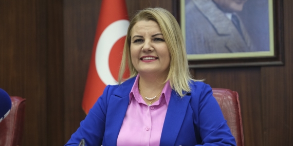 Başkan Hürriyet’ten AKP’lilere, “Şeffaflık konusunda size bin basarız emin olun”
