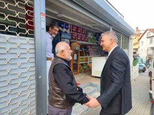 Başkan Sezer Vatandaşları Çalışmalar Hakkında Bi̇lgi̇lendi̇rdi̇