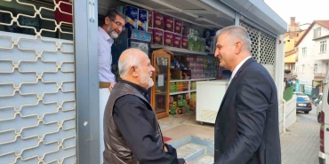 Başkan Sezer Vatandaşları Çalışmalar Hakkında Bi̇lgi̇lendi̇rdi̇