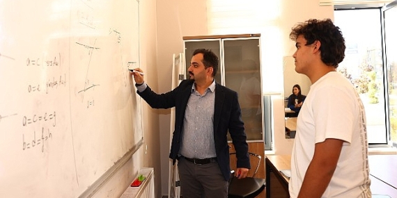 Çankaya Belediyesi’nden 6 Bin 250 Öğrenciye Eğitim Desteği