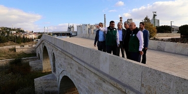 dilovasi-derelerinde-cevre-ve-estetik-icin-temizlik-hamlesi-UryHCKhB.jpg