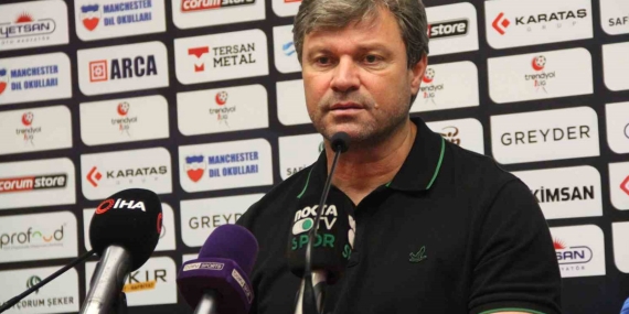 Ertuğrul Sağlam: “Bu takımın ligin zirvesinde olması büyük bir başarıdır”