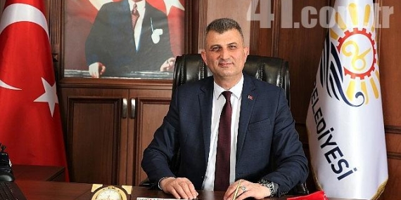 Gölcük Belediye Başkanı Ali Yıldırım Sezer, yayınladığı mesajı ile 17 Ekim Dünya Astsubaylar Gününü kutladı.