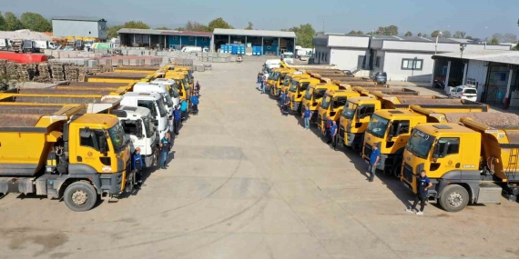 Hi̇zmet Araçlarına Düzenli̇ Bakım