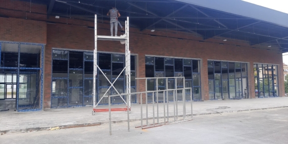 Karamürsel Termi̇nali̇ Hızla İlerli̇yor