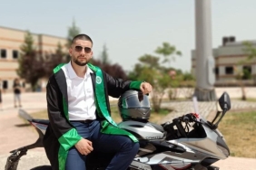 kopeklerden-kacarken-kaza-yapan-genc-yasam-savasi-veriyor-0-jSYXW8RO.jpg