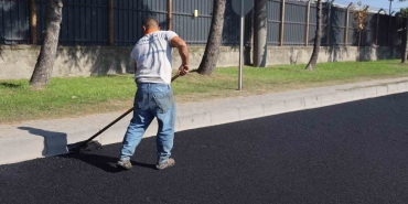 Körfezde 1 Günde 500 Ton Asfalt Seri̇ldi̇