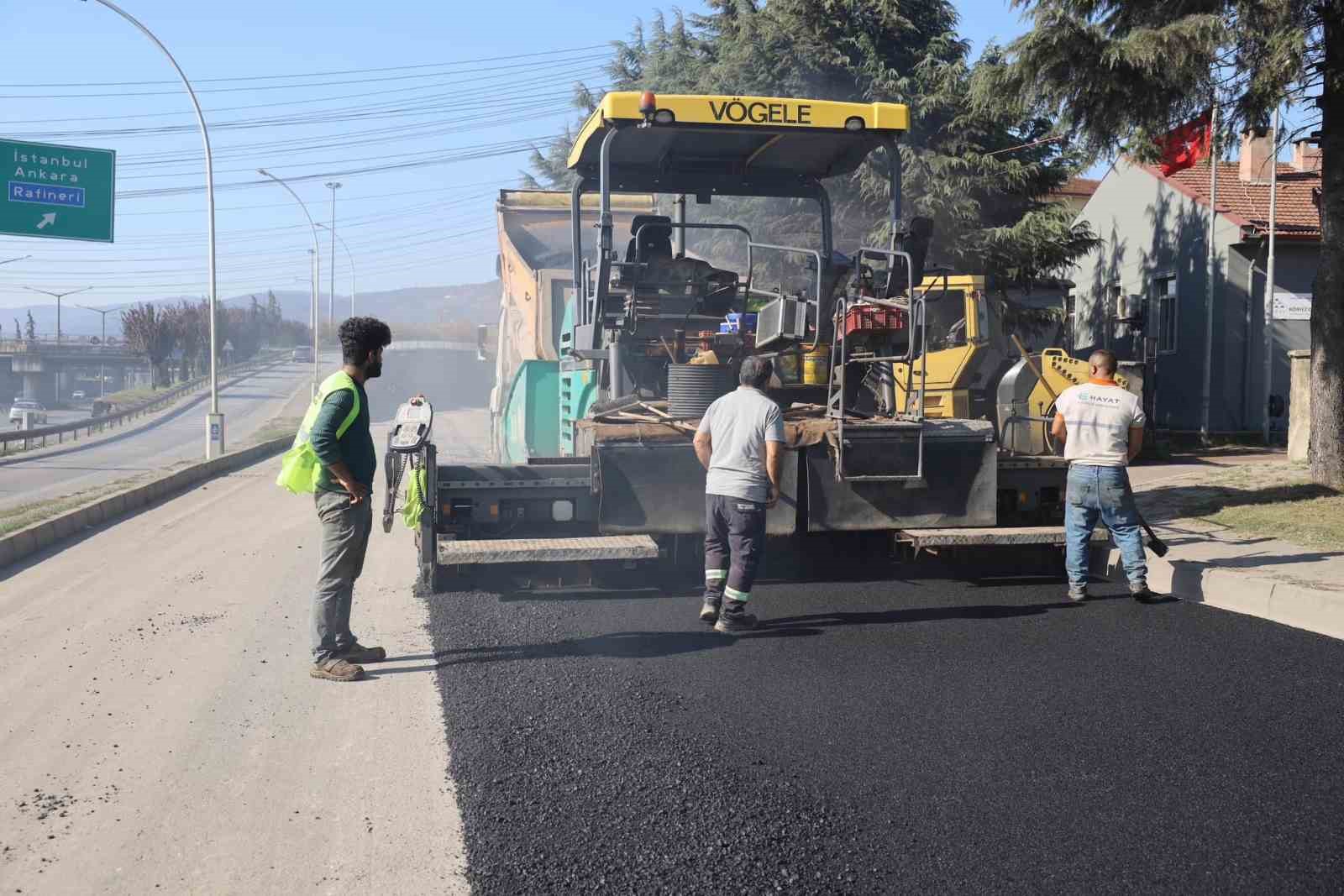 Körfezde 1 Günde 500 Ton Asfalt Seri̇ldi̇