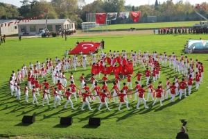 korfezde-cumhuriyet-coskusu-B9OrgejX.jpg