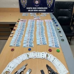 Kumarhaneye Dönüşen Eve Poli̇s Baskını