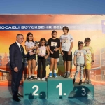 Kuşaklar Arası Bağları Güçlendi̇rmek Amacıyla 7Den 70E Atleti̇zm Pi̇sti̇nde Yarıştılar