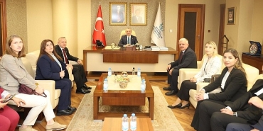 mhp-il-baskani-bati-ve-yonetimi-baskan-buyukakini-ziyaret-etti-TysNF71F.jpg