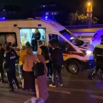 Önünde Seyreden Otomobi̇le Çarptı: 1İ Çocuk 5 Yaralı