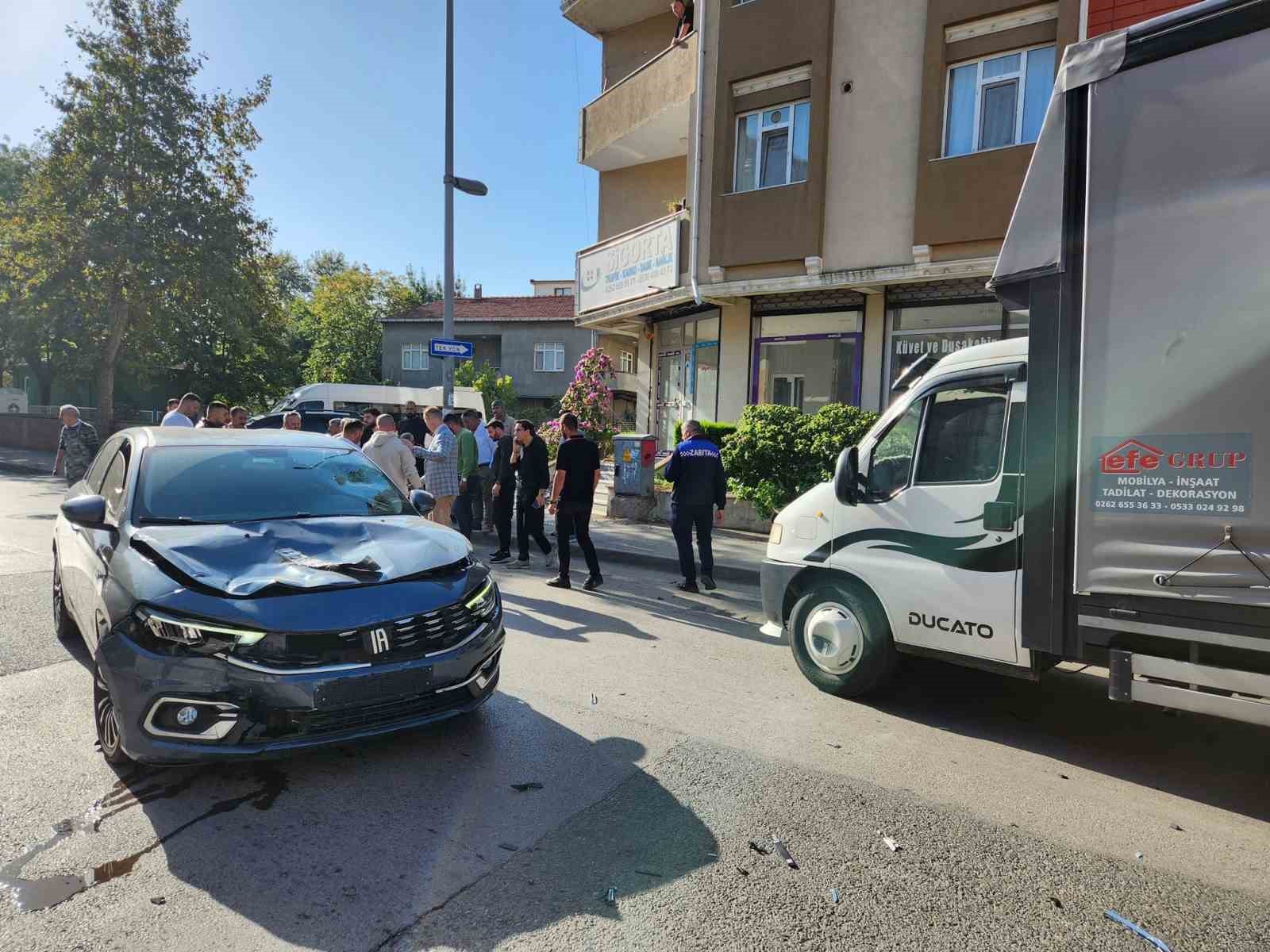 Otomobi̇l İle Motosi̇klet Çarpıştı: 1 Yaralı