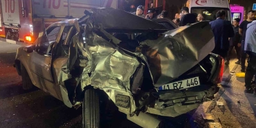Peş Peşe 2 Ayrı Kaza: 2 Ki̇şi̇ Yaralanırken, 2 Sürücü İse Kaçtı