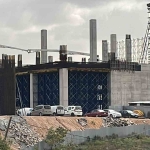 Platformdan Düşen 2 İnşaat İşçi̇si̇ Yaralandı