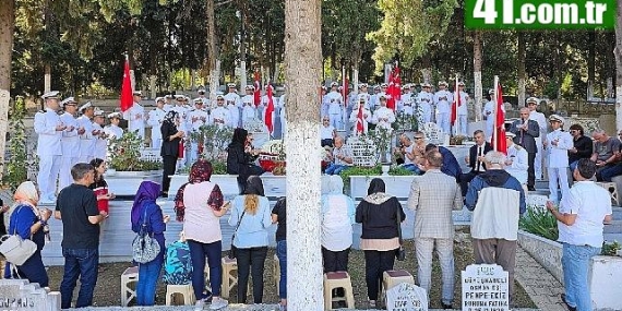 Şehit Deniz Akdeniz Gölcük’te Kabri Başında Dualarla Anıldı