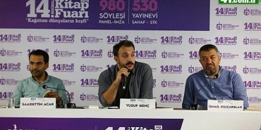 sezai-karakoc-fikirleriyle-14-kocaeli-kitap-fuarina-konuk-oldu-Q2eKAzM3.jpg