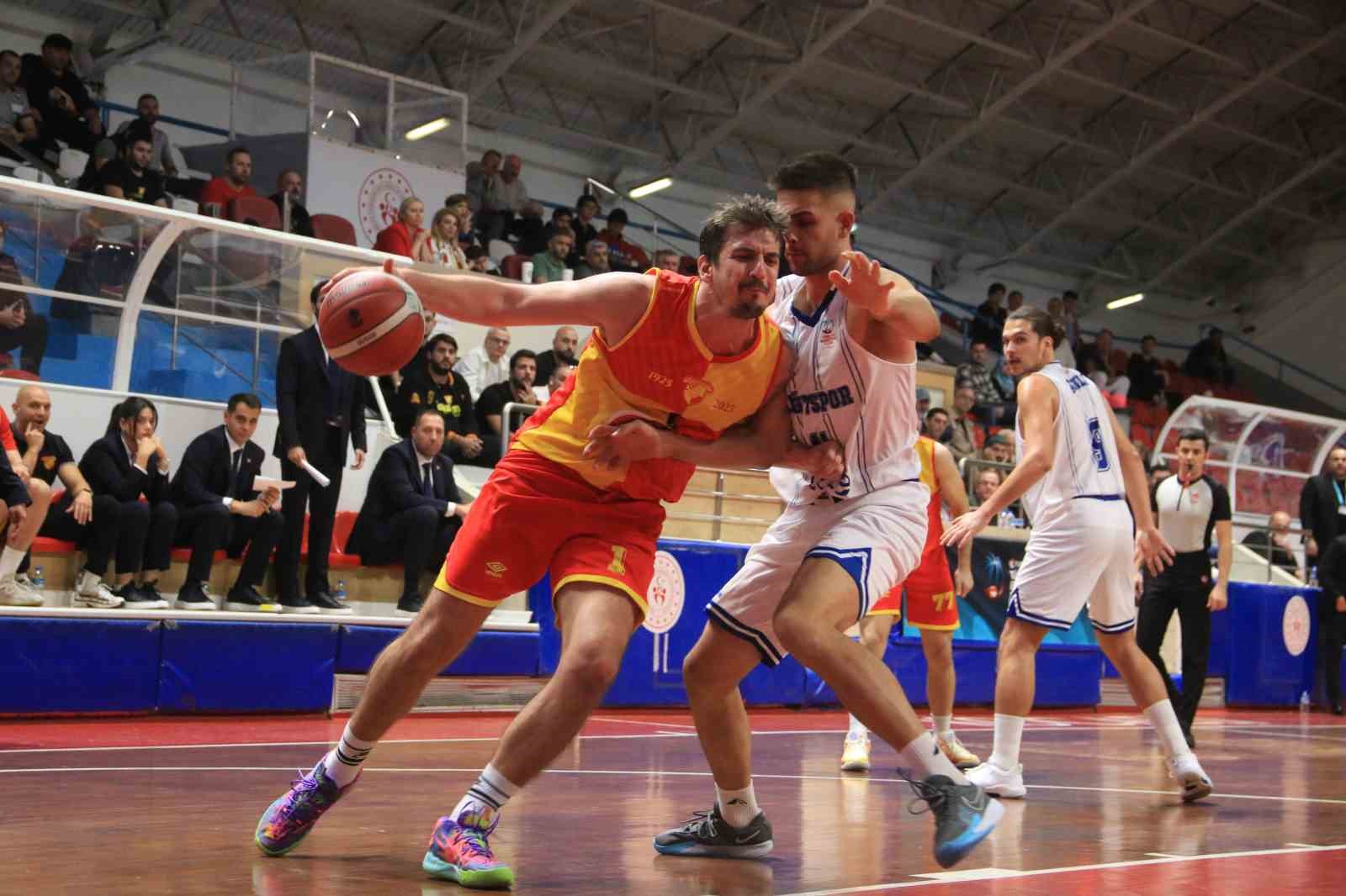 Tb2L: Kocaeli̇ Bşb Kağıtspor: 58 - Göztepe: 54