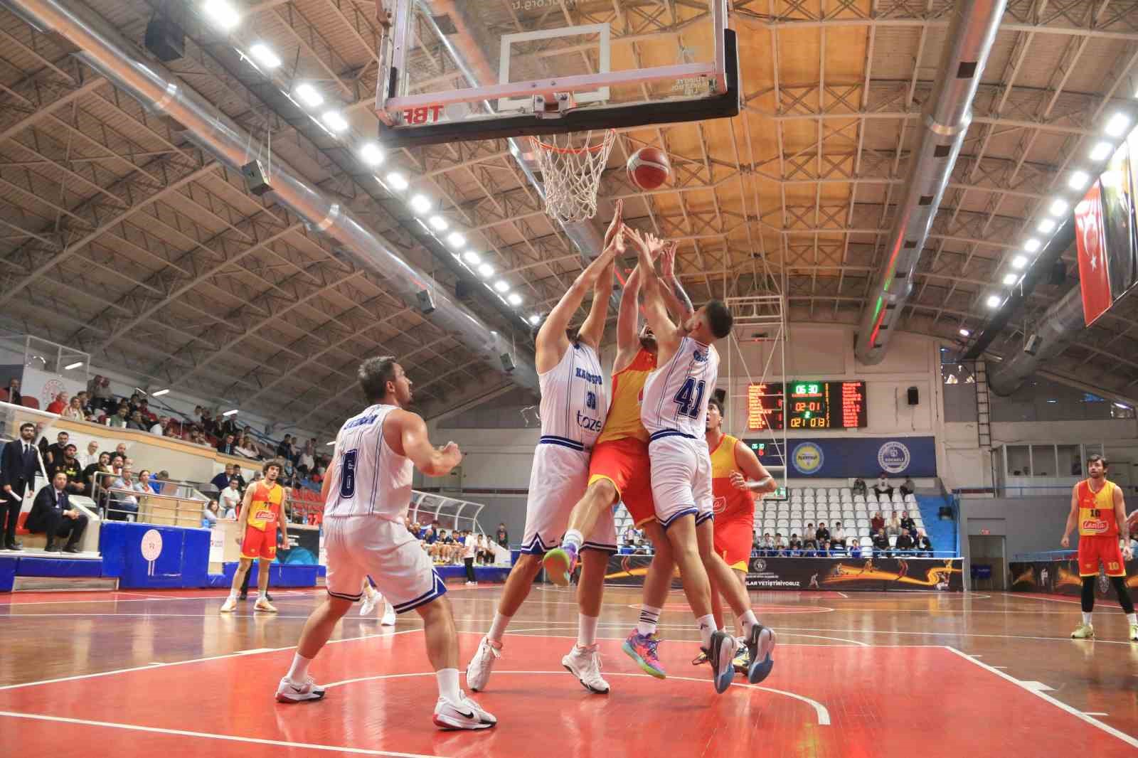 Tb2L: Kocaeli̇ Bşb Kağıtspor: 58 - Göztepe: 54