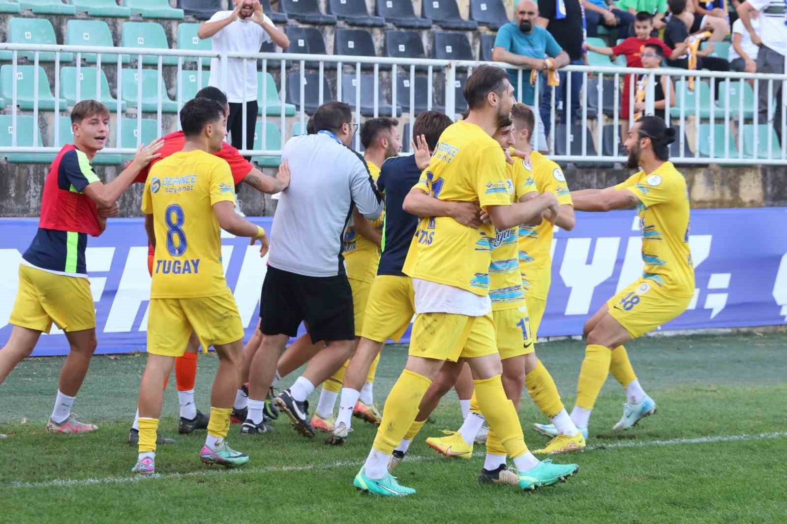 Tff 2. Li̇g: Beledi̇ye Deri̇ncespor: 1 - Erbaaspor: 1