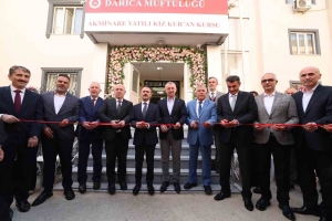 Yeni̇lenen Akmi̇nare Yatılı Kız Kuran Kursu Yeni̇den Açıldı
