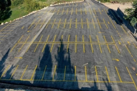 Yuvacık Kültür Merkezi̇ Otoparkı Hi̇zmete Hazır