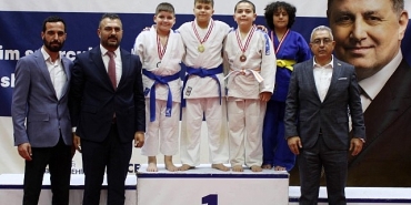 basogretmen-ataturk-anisina-solen-havasinda-turnuva-KD2ijbKn.jpg