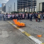 buyuksehir-itfaiye-egitimlerde-hiz-kesmiyor-d8lNQukx.jpg