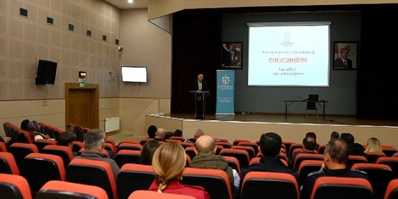 Büyükşehir’den şef ve amirlere eğitim