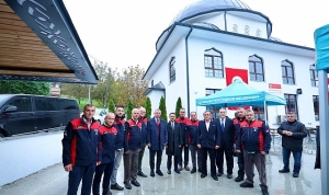 karamursel-camcukur-camiine-buyuksehir-eli-gVjNzzd9.jpg
