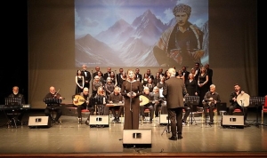 kocaeli-buyuksehir-atayi-sevdigi-sarkilarla-yad-etti-N8RSQnTF.jpg