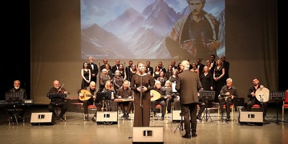 Kocaeli Büyükşehir Ata’yı sevdiği şarkılarla yad etti