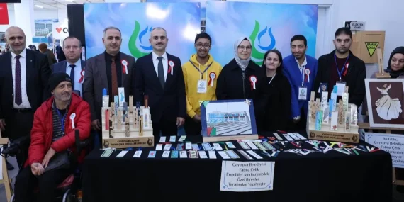 Kocaeli Çayırovalı özel bireylerden kitap günlerine özel çalışma