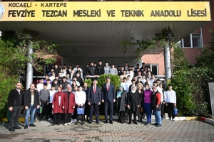 kocaman-saglam-bir-gelecek-insa-etmeye-calisiyoruz-hk6BkxOk.jpg