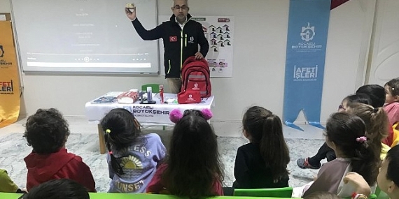 Okullarda afet farkındalık eğitimi