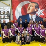 voleybol-turnuvasinda-ogretmenler-arasinda-kiyasiya-mucadele-HuDp5rji.jpg