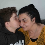 DARP İDDİASI TERSİNE DÖNDÜ: ÖĞRETMEN VE VELİ MAHKEMELİK OLDU ÖĞRETMEN BERAAT ETTİ, ŞİKAYETÇİ ANNE SANIK OLDU "OĞLUM DAYAK YEDİ" DİYEREK ŞİKAYETÇİ OLAN ANNE, SANIK SANDALYESİNDE