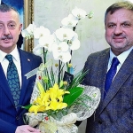 baskan-buyukakin-kongresini-tamamlayan-ilce-baskanlarini-kabul-etti-jLR67SHV.jpg