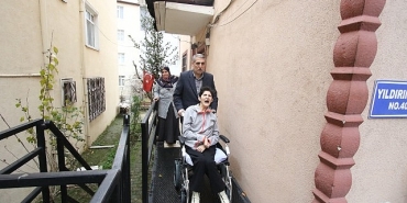 buyuksehirden-engelli-birey-icin-ozel-rampa-aINmlh8m.jpg
