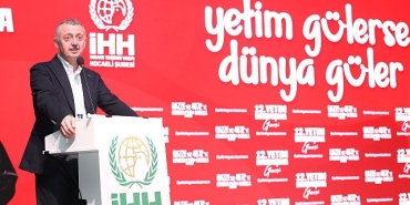 en-uzun-gecede-12-yetim-gecesi-bulusmasina-yogun-ilgi-vAWianjh.jpg