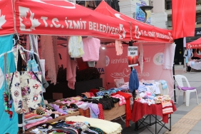 engelliler-gunu-el-emegi-stantlari-izmit-belediyesi-onunde-vatandaslari-bekliyor-Xvgtz7Sz.jpeg