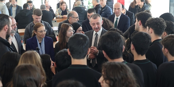 Büyükşehir’den İzmit’e 7/24 açık kütüphane