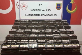 gumruk-kacagi-90-bin-makaron-ele-gecirildi-EupLlMsb.jpg
