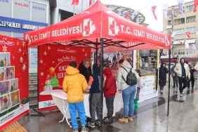izmit-belediyesi-vatandaslarin-yeni-yil-dileklerini-toplamaya-basladi-5unF1kmW.jpg
