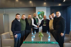 kocaelispor-ismet-tasdemir-ile-sozlesme-imzaladi-TaS9tSnV.jpg
