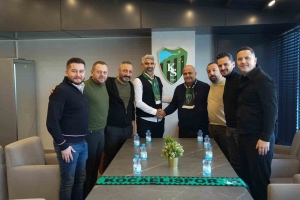 kocaelispor-ismet-tasdemir-ile-sozlesme-imzaladi-TaS9tSnV.jpg
