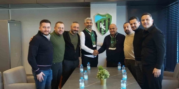 kocaelispor-ismet-tasdemir-ile-sozlesme-imzaladi-TaS9tSnV.jpg