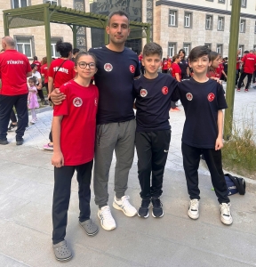 korfezli-sporcular-karate-milli-takimina-davet-edildi-krRCgRWZ.jpg